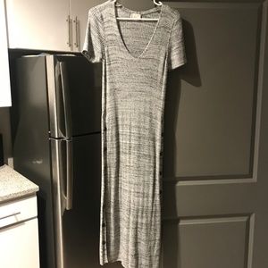 Anthropologie V-Neck Ribbed Grey Dress - Sz Medium